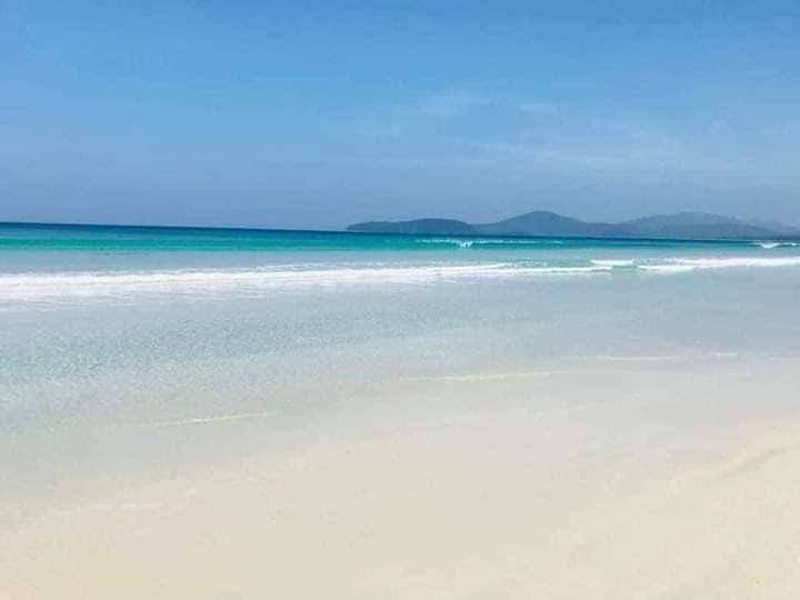 Silence Revolution at Mawgan Beach, beauty, peace and unity at once. 
SILENCE REVOLUTION 
#WhatsHappeningInMyanmar 
#Mar24silencestrike