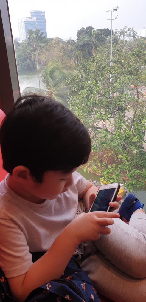daddysonlyboy's tweet photo. Buah hati yang mirip bapaknya di photo ini (jarang banget mirip) https://t.co/e1IVHjStDX