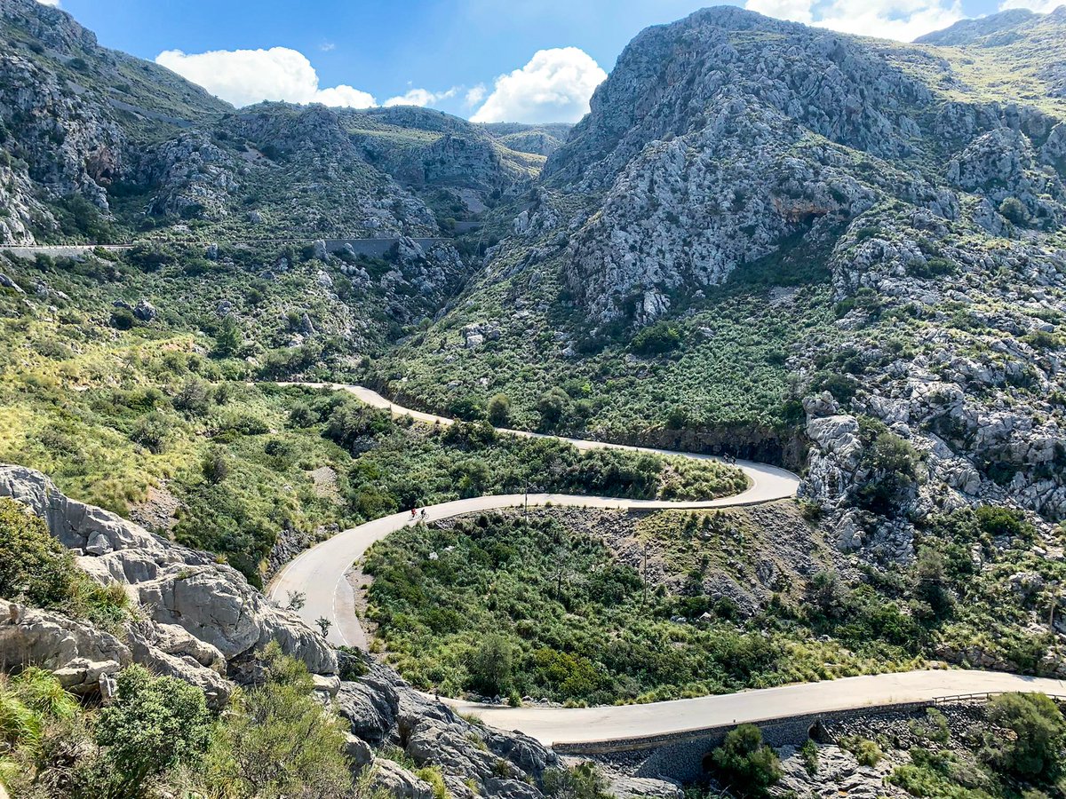 sacalobracc's tweet photo. Congratulation to all the riders who took part of our Sa Calobra Team Time Trial Challenge yesterday. And a big thumbs up to Pascal who finished first, after smashing his PR on Sa Calobra by six minutes! CHAPEAU! https://t.co/NWs36OegJd