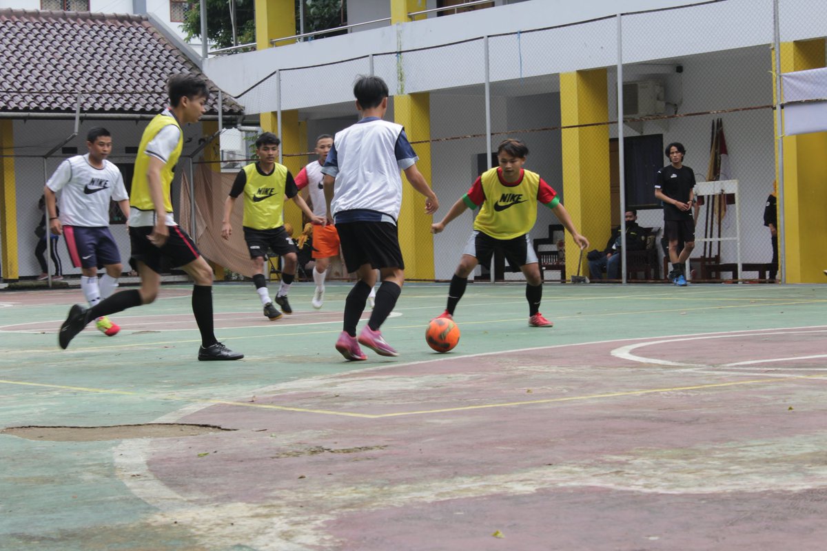 himakuniku's tweet photo. Potret keseruan accounting sport competition ✨ https://t.co/Bqmx9QShzQ