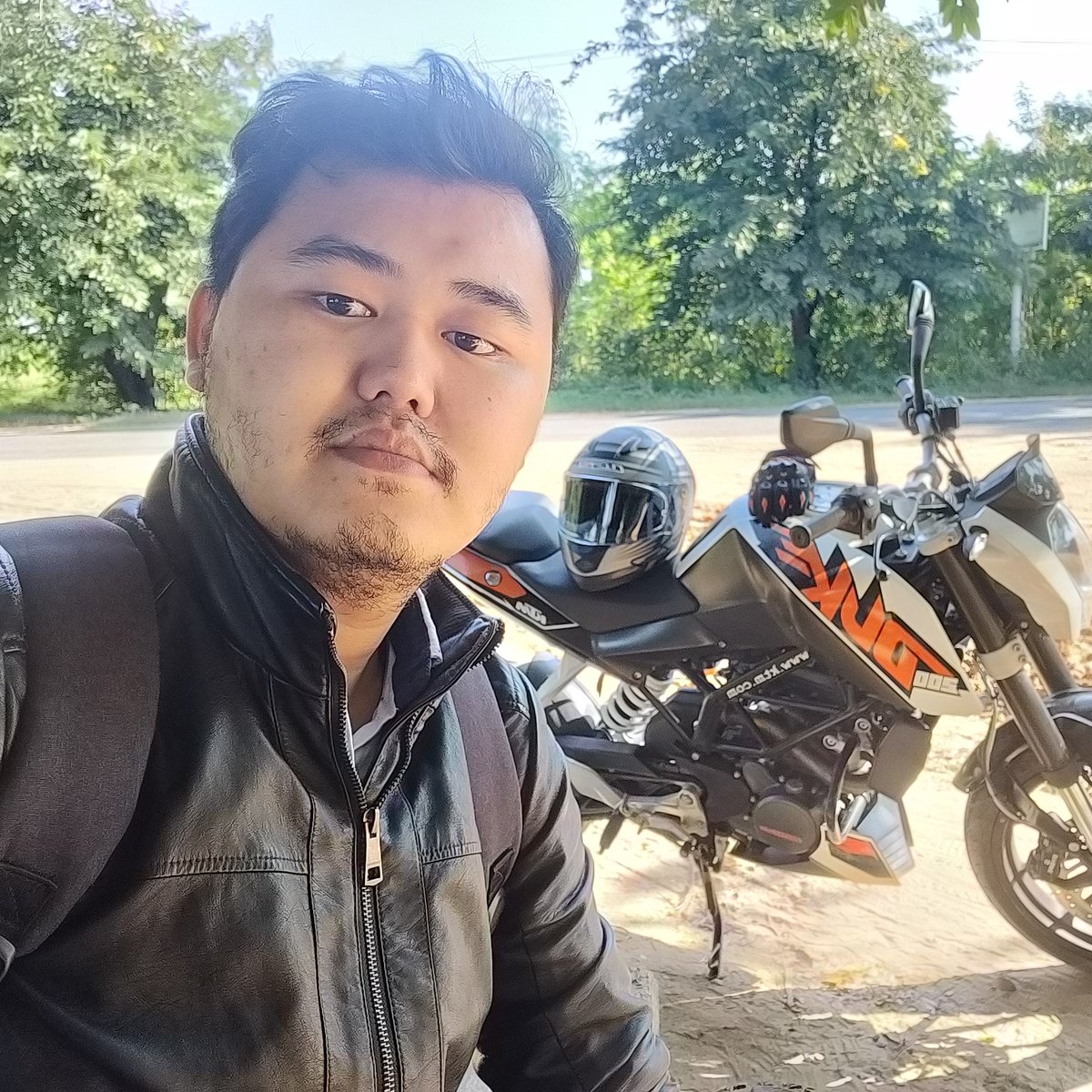 sithumyint90's tweet photo. #NewProfilePic https://t.co/4xjK9pYvkI
