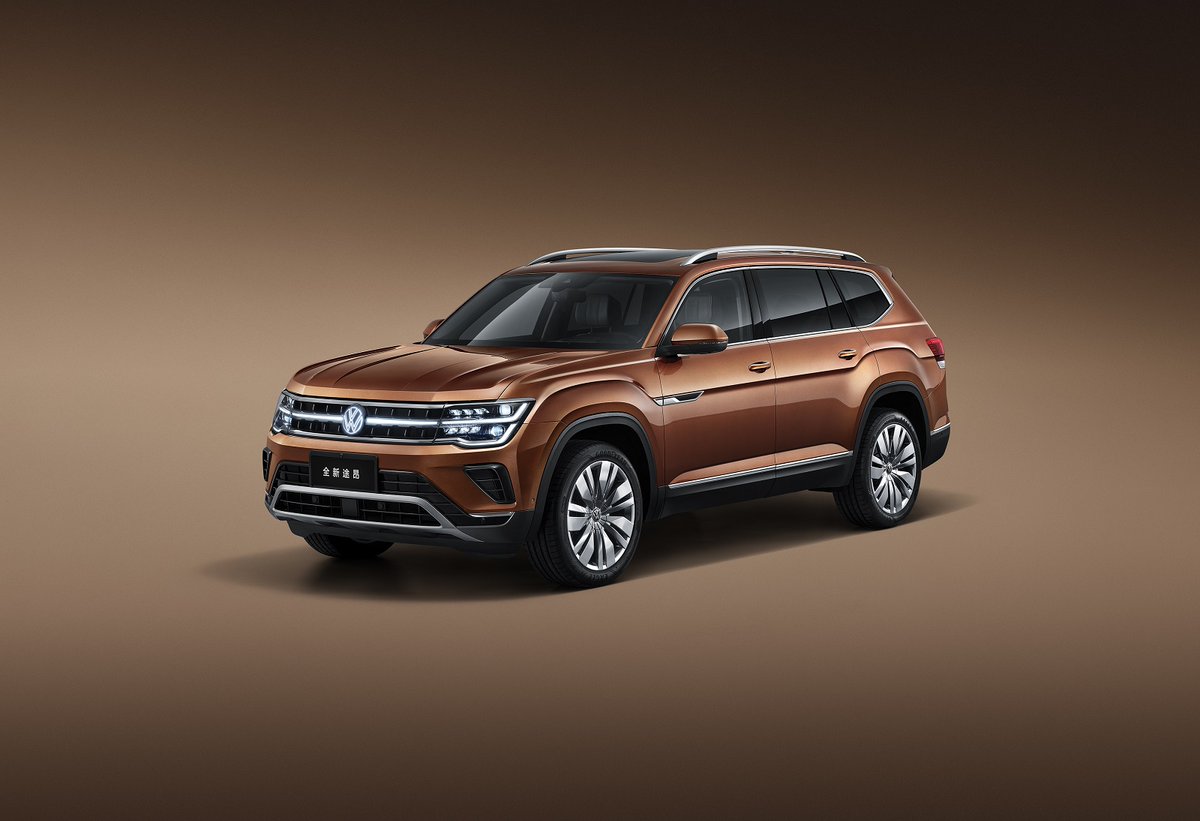 VWNEWSBLOG's tweet photo. #saicvolkswagen reveals first images of the updated #vwteramont and #vwteramontxrline for #autochina 2021 in #shanghai.

#vw #volkswagen #NewVolkswagen #SUVW #VWAtlas #VWAtlasCrossSport #china #vwchina

https://t.co/V3LrRqKjeA https://t.co/rEEtIFLvE0