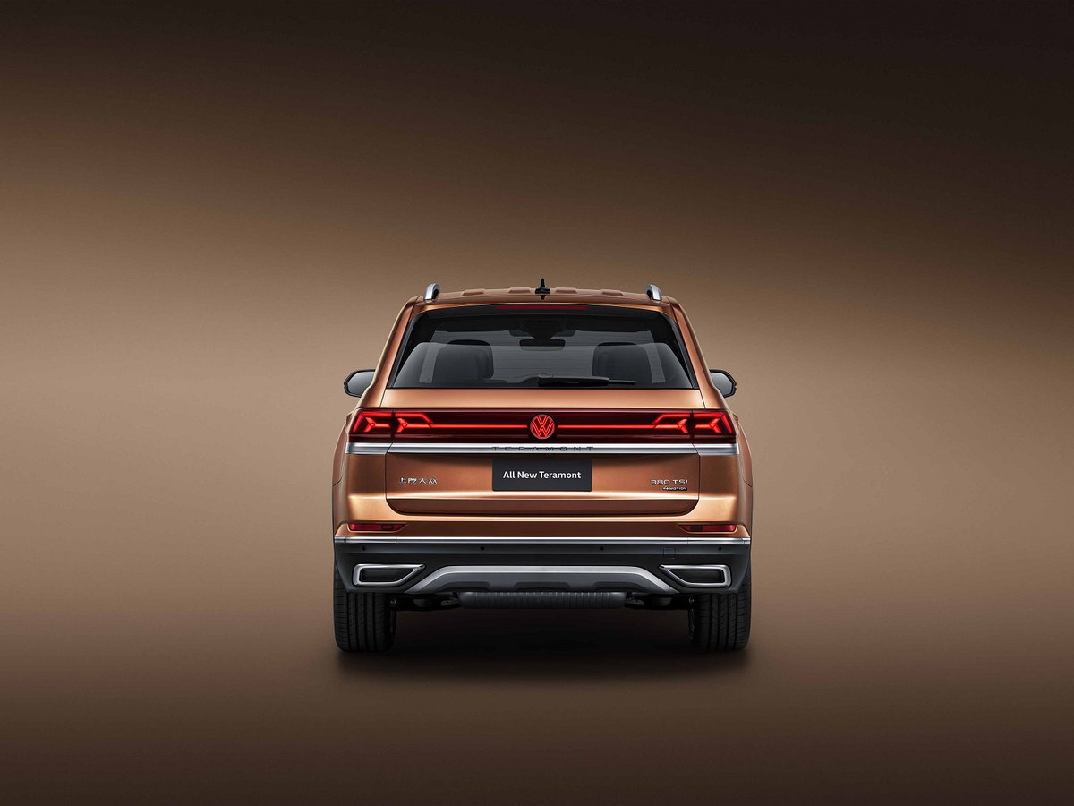 VWNEWSBLOG's tweet photo. #saicvolkswagen reveals first images of the updated #vwteramont and #vwteramontxrline for #autochina 2021 in #shanghai.

#vw #volkswagen #NewVolkswagen #SUVW #VWAtlas #VWAtlasCrossSport #china #vwchina

https://t.co/V3LrRqKjeA https://t.co/rEEtIFLvE0