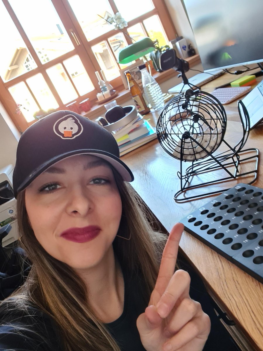 whiteduck_gmbh's tweet photo. Wer wird #BINGO gewinnen?👀🍿🤔
#virtualkickoff #verlosung #bestteam #bingofee https://t.co/AV9nOAqdrx