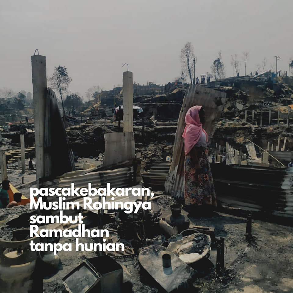 ACTforHumanity's tweet photo. -Thread-
Pasca kebakaran hebat memusnahkan hunian pengungsi Rohingya.
Seluruh harta benda yang dengan susah payah berusaha mereka kumpulkan selama nyaris 4 tahun di lokasi pengungsian hangus dilalap si jago merah.
#LetsHelpRohingya https://t.co/WAfjuGQlq0