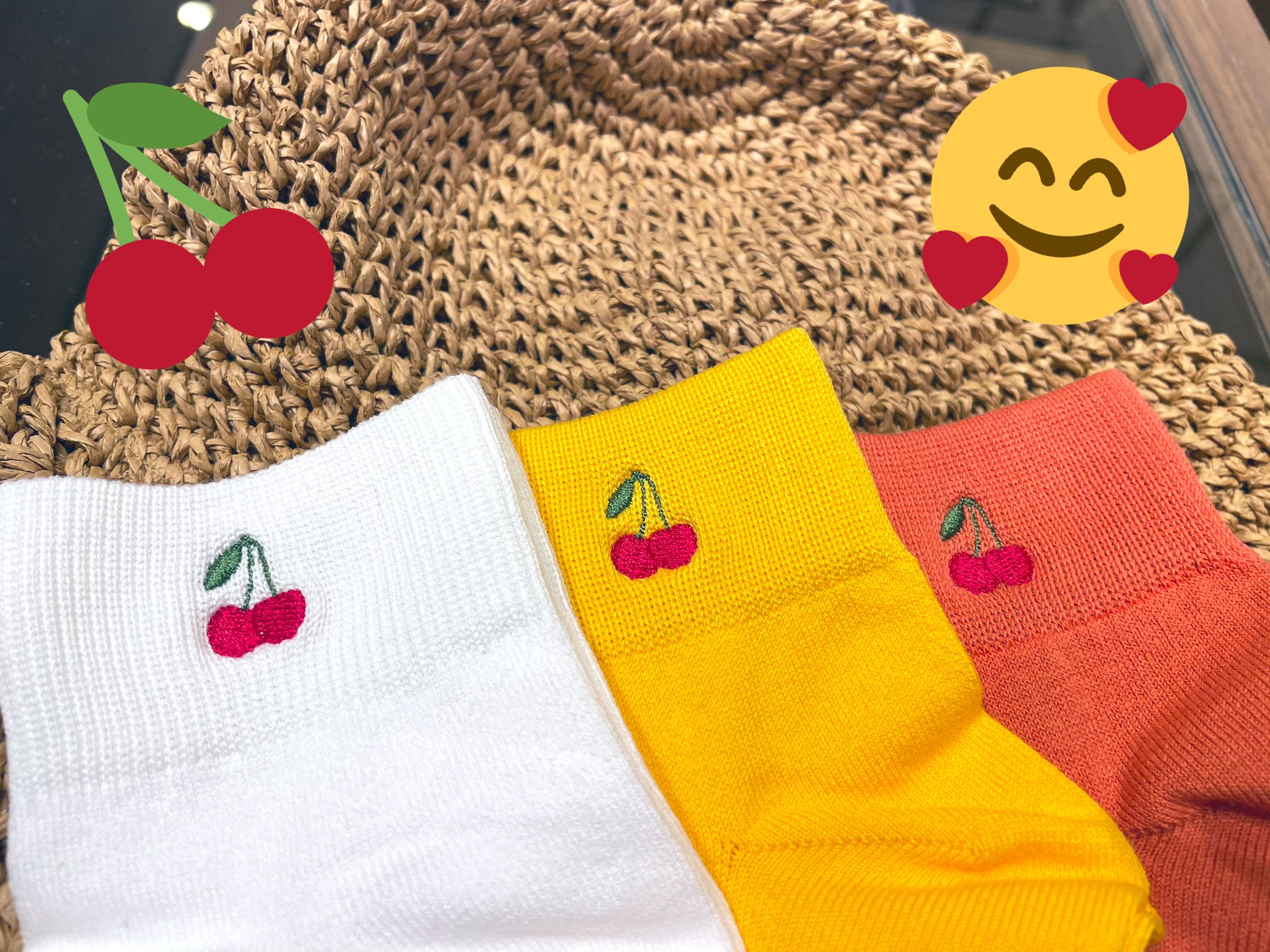 靴下屋あべのｷｭｰｽﾞﾓｰﾙ店 8 17 ｽﾎﾟｰﾂﾒﾝｽﾞ ﾉﾍﾞﾙﾃｨcp さくらんぼ Kirshと合わせて履いてほしい この可愛さで3足 1100 韓国ファッション Cherry サクランボ 靴下屋 Kirsh T Co Itnadylbty Twitter