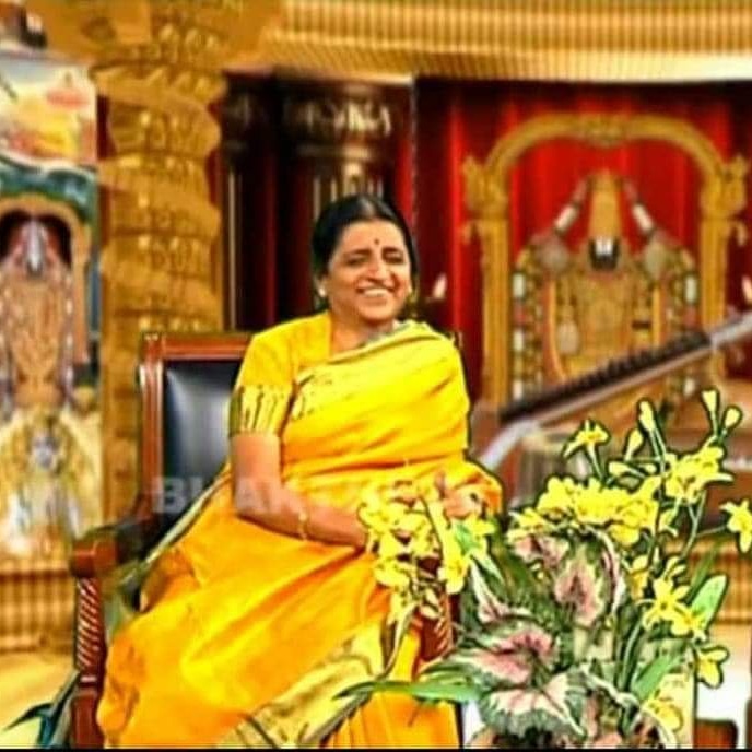ranjanigayatri's tweet photo. Immensely saddened and distressed to hear about the passing away of Lalitha Garu of the Hyderabad Sisters duo. Both of us fondly recall playing violin alongside them several times. We remember her bold,  gutsy and adventurous approach to music and the lovely lilting voice.. https://t.co/6wlYFL7FIw