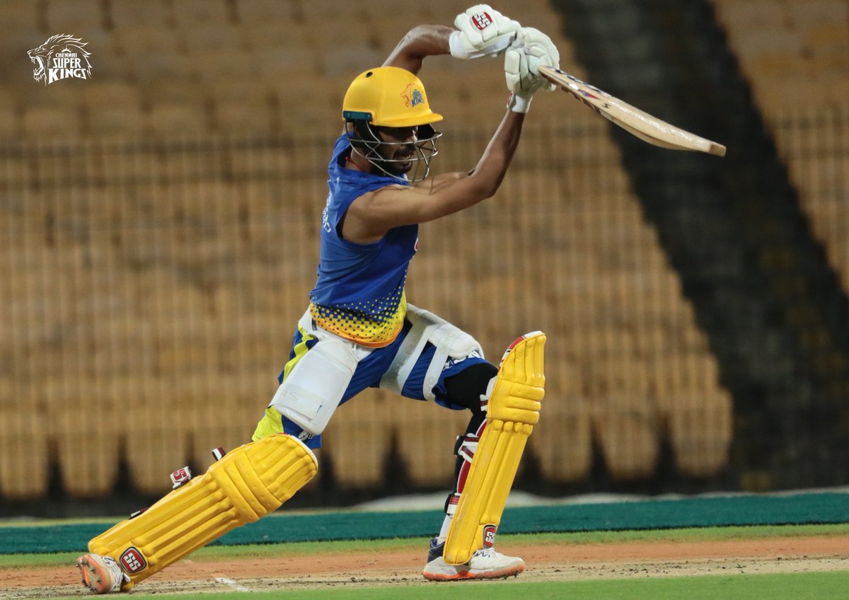 ChennaiIPL's tweet photo. #RocketRaja's ultimate guide to cover drive! #WhistlePodu #Yellove 💛🦁 https://t.co/2ogbxrG6iH