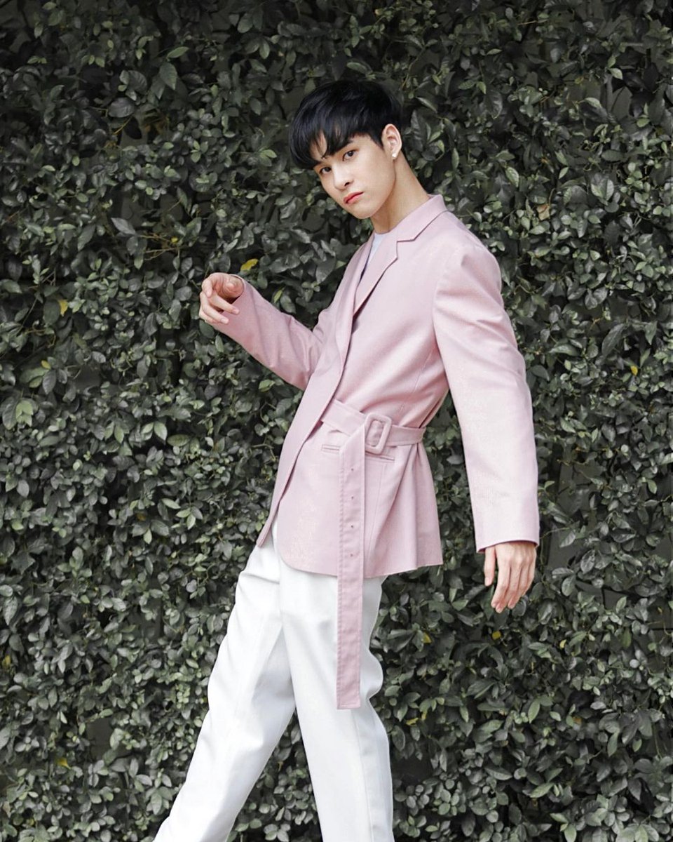 aorrati's tweet photo. จมูกได้รูป​ ปากเชิด​ คางมน​ ขนตางอน​ แก้มกลม​ เอวบาง​ ร่างเล็ก​ นิ้วเรียว​ ผิวเนียน​  สมส่วน​ ละมุน​ น่าทะนุถนอม
#ArtPakpoom https://t.co/Gn2Kqd00yx