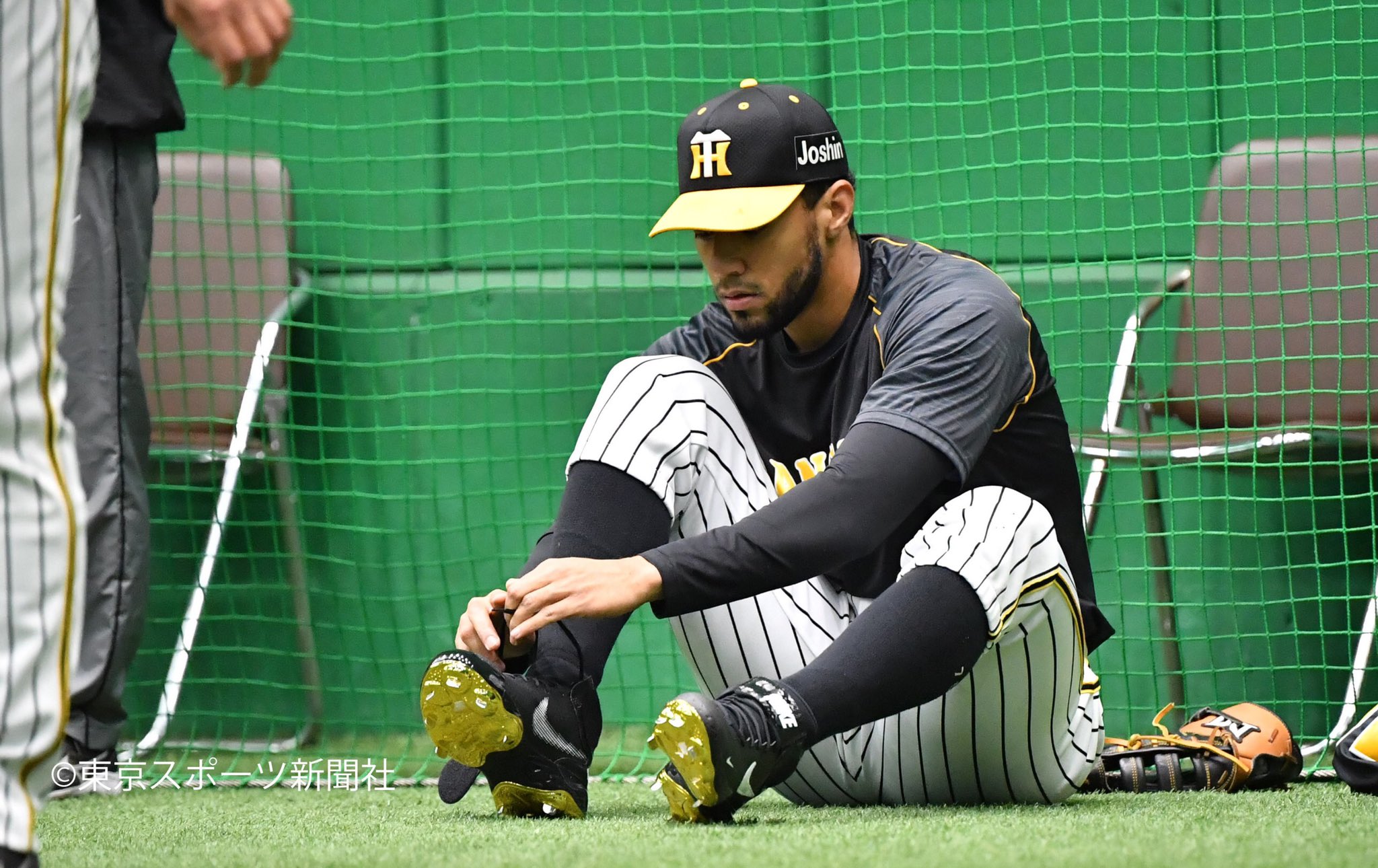 東スポ 写真部 プロ野球 21年3月24日 阪神練習 スアレス 黄金のスパイク Hanshin 阪神タイガース Tigers タイガース 大スポ T Co Dbdf30gl7l Twitter