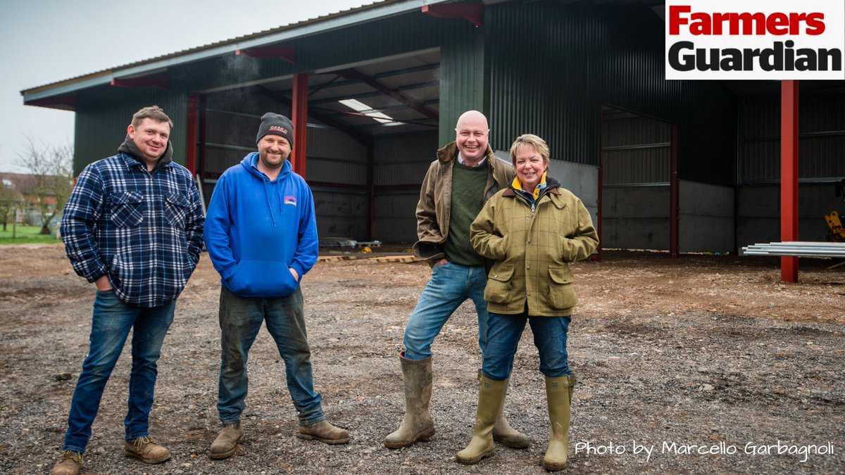 oaksbarnfarm's tweet photo. Our Photoshoot with  Our Barn Builder TWH Construction #ATSocialMedia #FarmingUK @FarmingUKPR  #UKHashtags  #farmersoftwitter #agchat #farming #farming365 #agriculture #farmtotable #fortheloveoffarming #farmingviews

https://t.co/LOSTmhvt9A https://t.co/z6A6y6fX7J