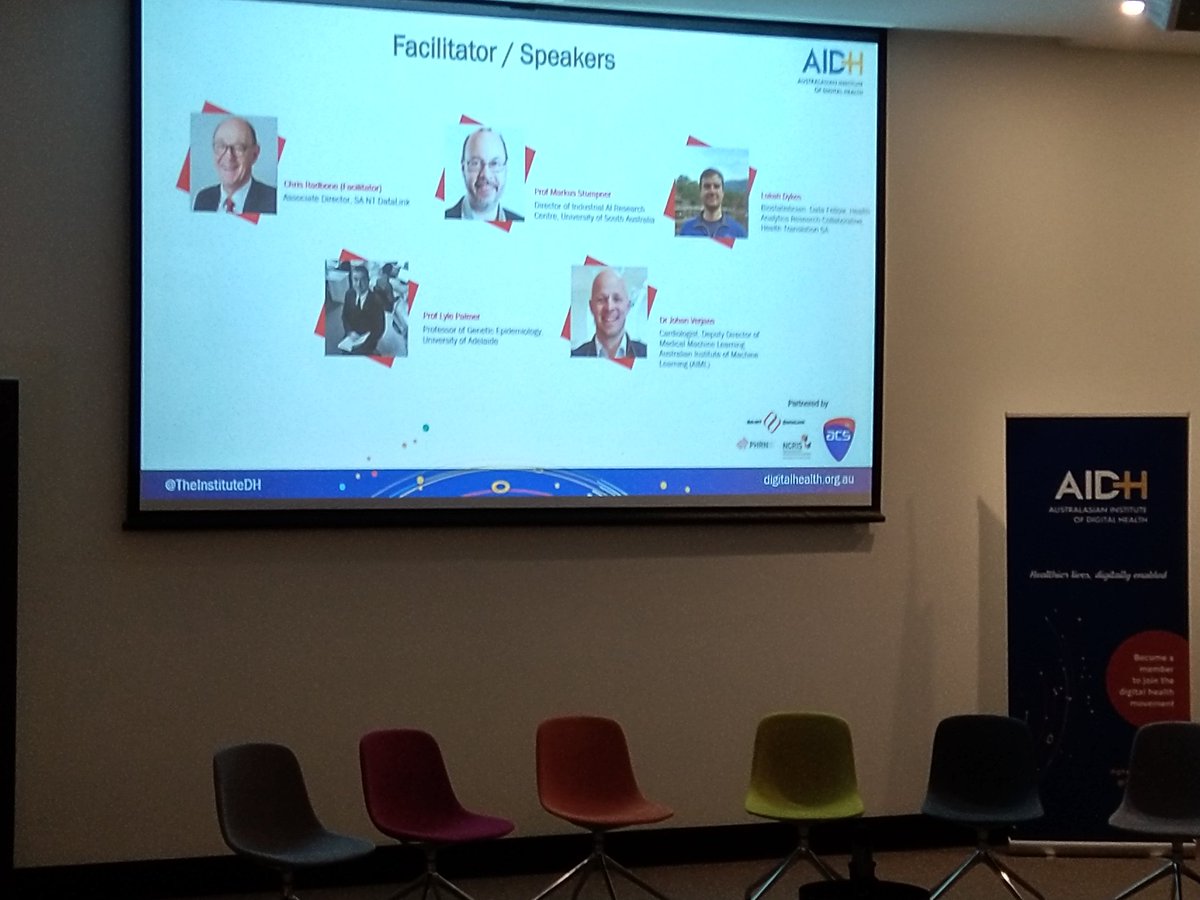 mrgrossmann's tweet photo. @TheInstituteDH Seminar on AI in healthcare about to start with Markus from #industrialai centre @UniversitySA STEM. https://t.co/o2WFILpaMw