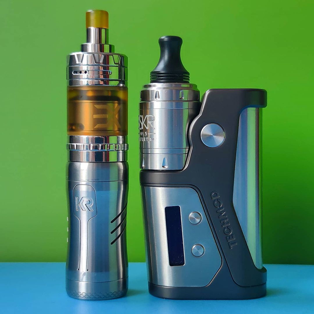 kizokutech's tweet image. Left or right? 🔥🔥

👉Follow @kizokutech for more DIY vape gears.⁣⁣⁣⁣⁣⁣⁣⁣⁣⁣⁣⁣⁣⁣⁣⁣⁣⁣⁣⁣⁣

Credit to @vape3miasto

#kizoku #KizokuTechmod #Techmod #kizokukirin #kirinmod #vape #vapers #vapelove #vapeon #vapefam #vaping #vapedaily #vapefun