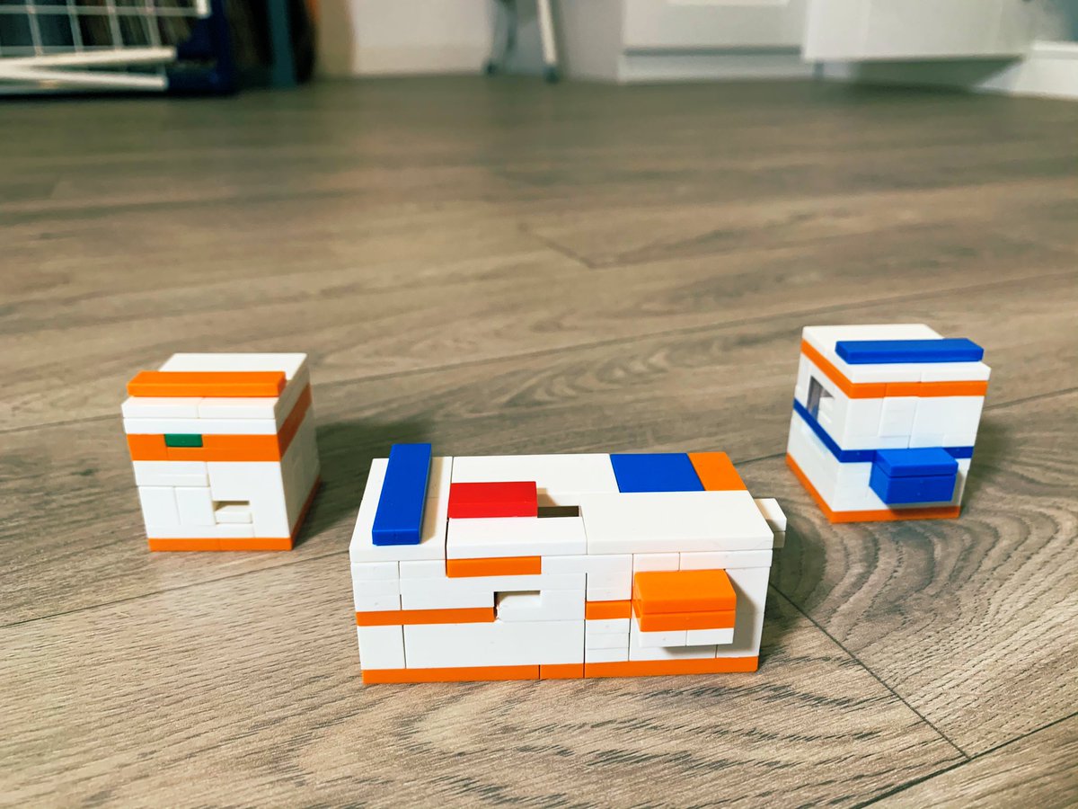 Do you know that you can build a 3rd puzzle with « the Safe » (left) and « the Switch » (right) ?
It’s called « the Swift » and it’s a challenging level 5 puzzle !
#legoideas #neverwithoutmypuzzlebricks #puzzlebox #afol #legopuzzle #brainteaser #legohacks