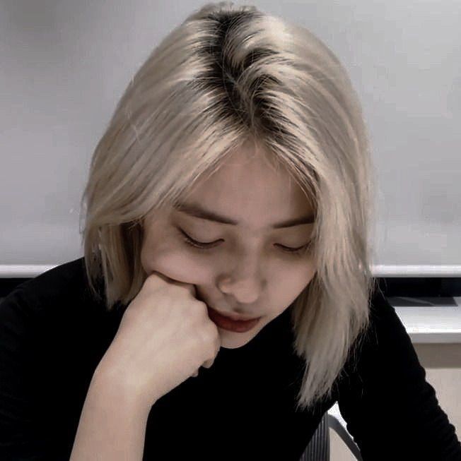 nayraa agy males tweet media