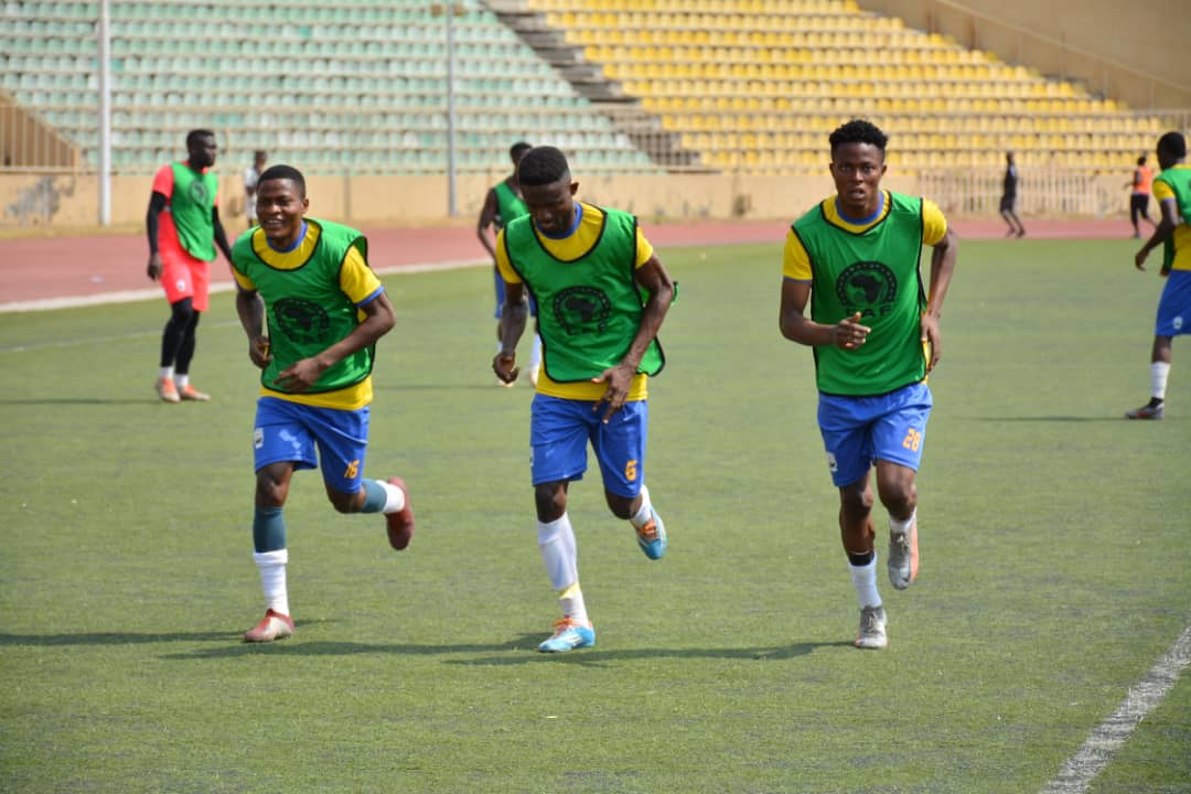 Ade_John16's tweet photo. I do this with passion⚽💯
Better days ahead in my career🙏
#onewithGod☝
#YesIPray🙏
#MoneyMakesYouAttractive💰
#WA16 https://t.co/ANIdL1PeWm