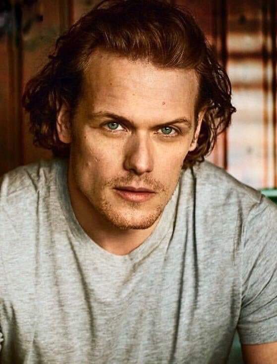 ThompsonRuehle's tweet photo. #weecurl @SamHeughan https://t.co/1xOA9SOQV0