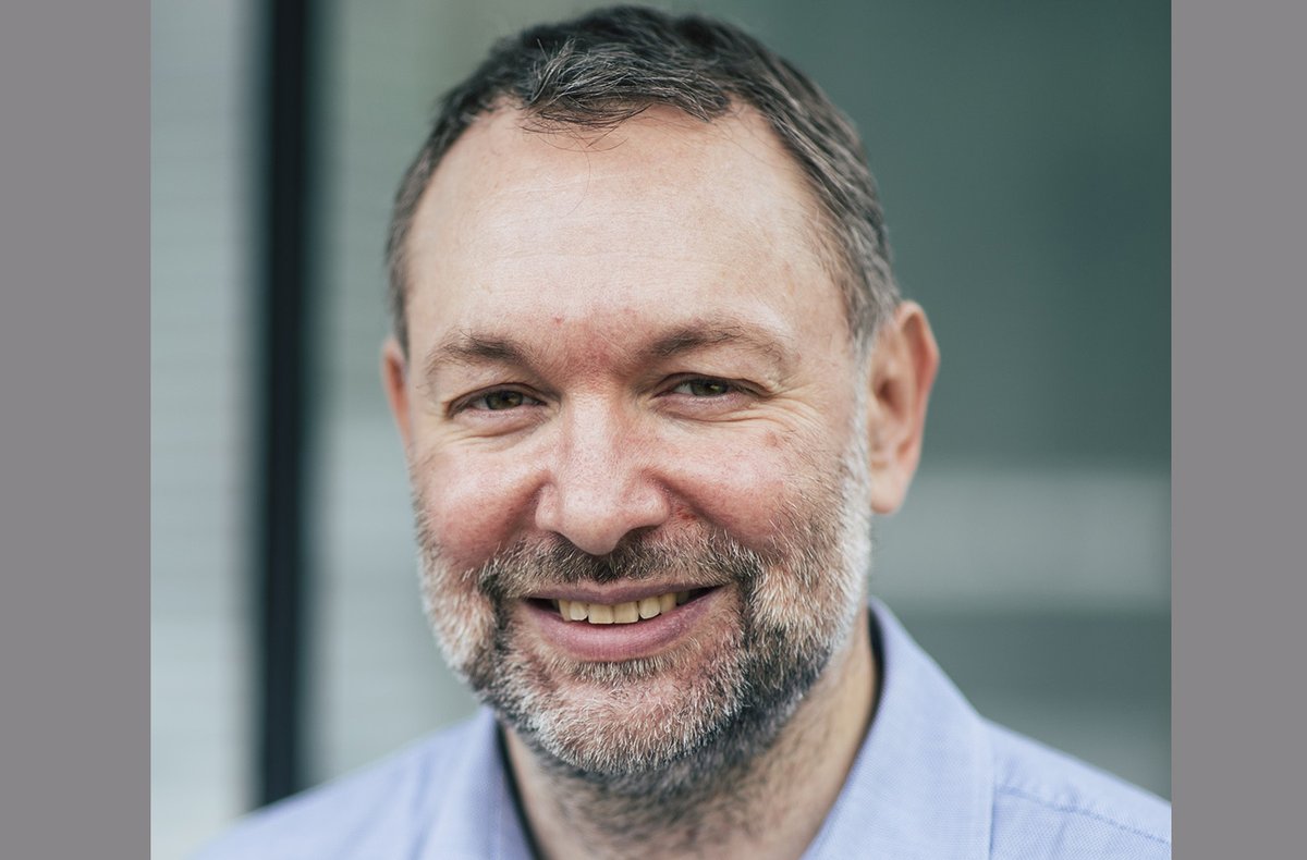 roomle's tweet photo. Georg Thallinger, from JOANNEUM RESEARCH talks about the idea of the #Atlantis project and how rooms will be designed in the future with the help of #AugmentedReality and #DiminishedReality. Read more: https://t.co/zED5VzLQrW
#digitalbusiness #VR #roomle #furniture https://t.co/kFLbtntOcS
