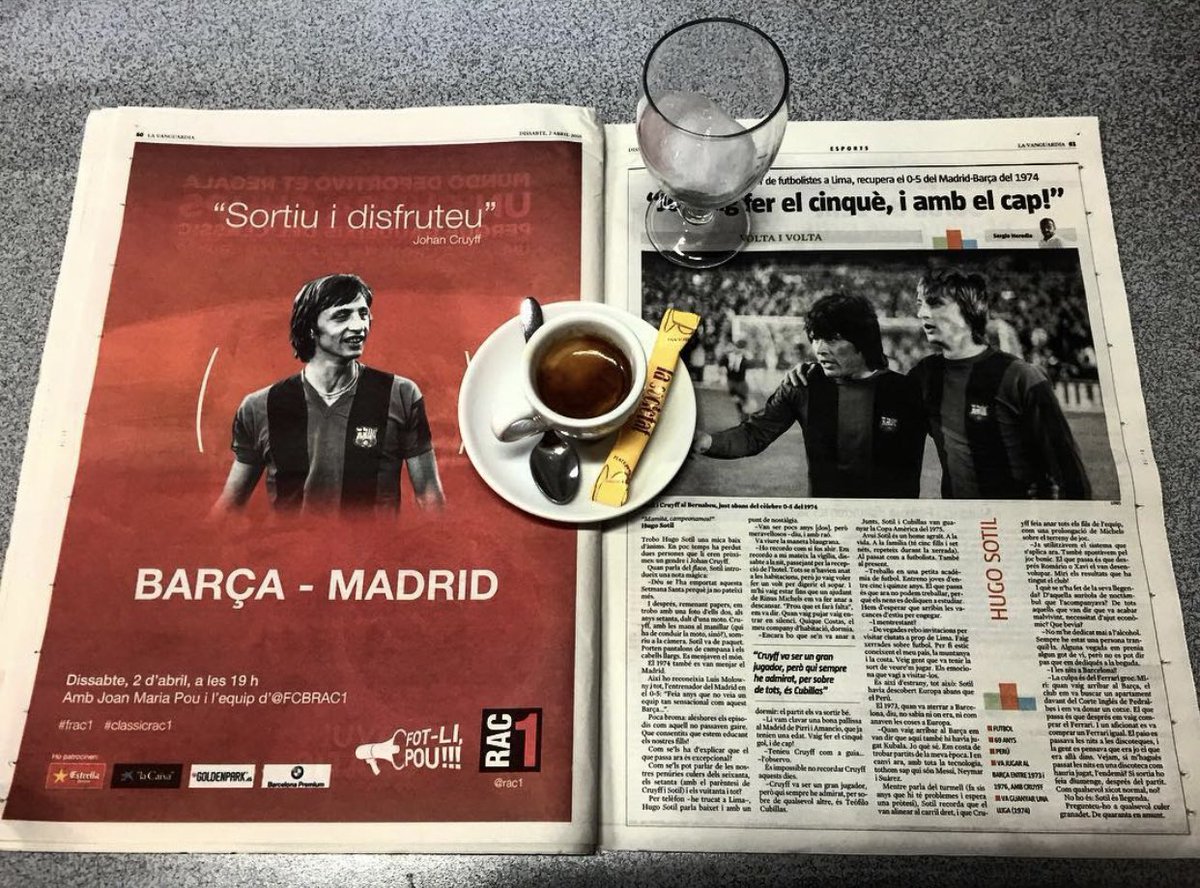 PujolBonell's tweet photo. “Sortiu i disfruteu”. Avui fa 5 anys de la mort de Johan Cruyff #Cruyff https://t.co/x1yZNuyAVZ