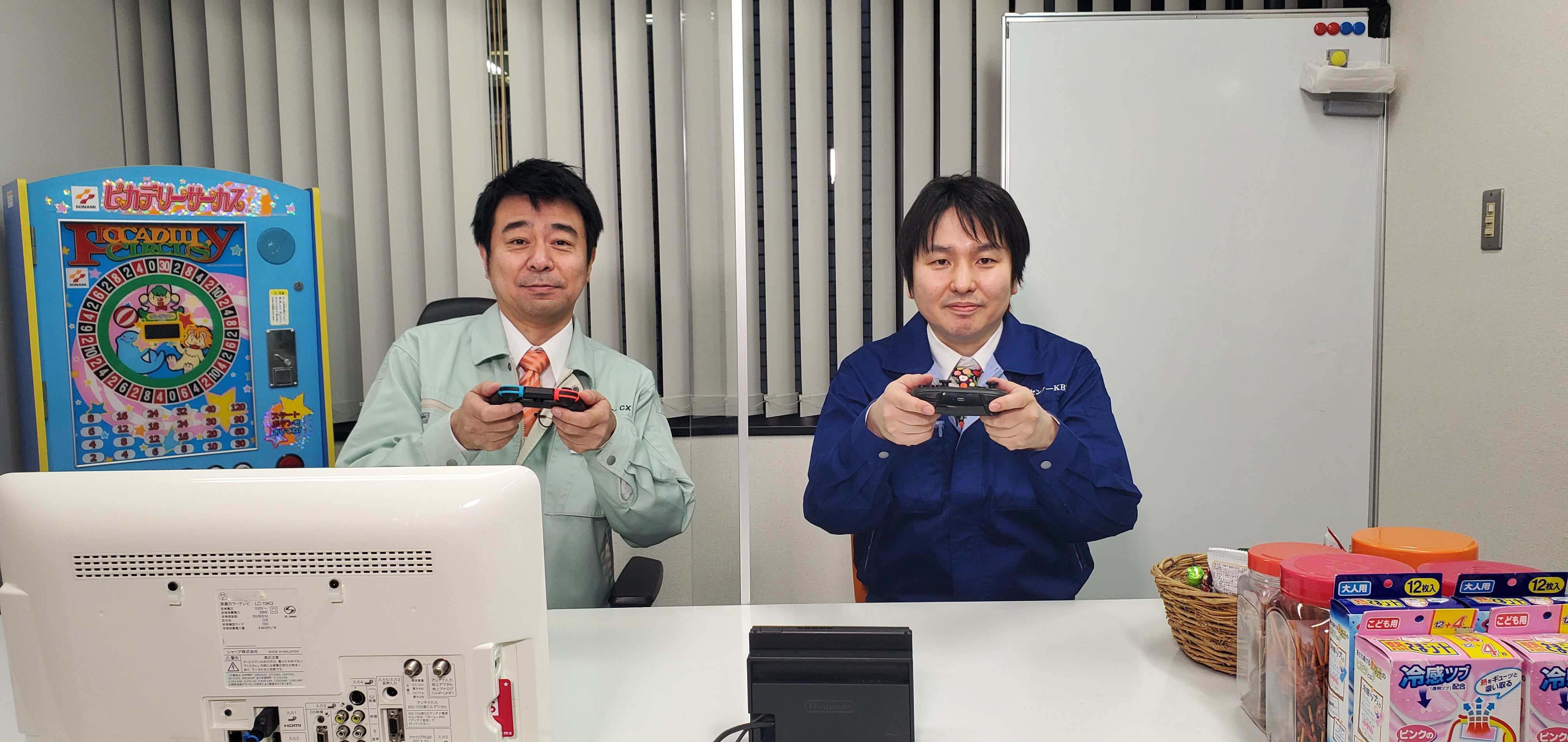 公式 ゲームセンターcx 日曜放送です ゲームセンターkbx キーベックス 3 28 日 00 21 00 作家岐部のやりたかった10のこと を有野課長へプレゼン 果たして実現する企画は Csフジテレビoneはpcやスマホでも視聴できます