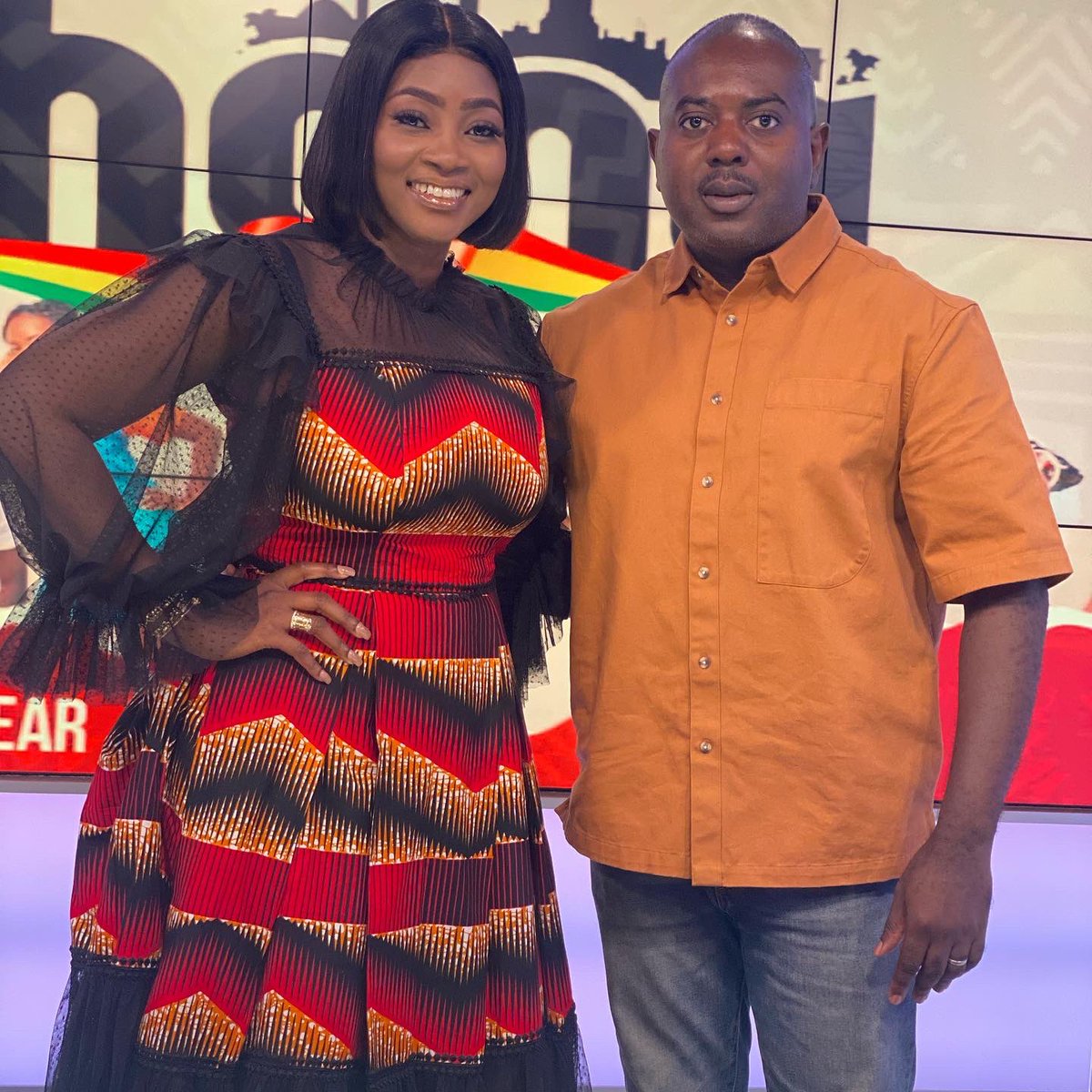 MyxQuest's tweet photo. Thanks so much to @TheCookieteeGH for having me on the @tv3_ghana #NewDay yesterday! 🤩
Fun times &amp; much appreciated! 
Cc: @berlamundi @alfred_tv3 
🙏🏿🙌🏿🙏🏿

#CatchyCatchy link in bio‼️

#TV3 #Interview #Ghana #Music #Entertainment #News #Showbiz #TV #Media #Africa #CookieTee https://t.co/JpU2GzcBQB