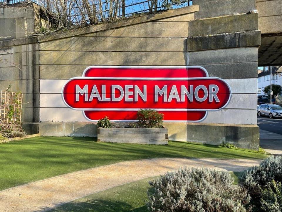 MaldenManorGdn's tweet photo. A new mural for Malden Manor Station Garden. Looks fab! #murals #artwork #garden #kingston #maldenmanor #sunshine #identity https://t.co/2SYYPWqsuA