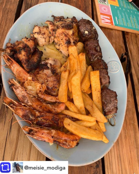 TheMozambik's tweet photo. Repost from @meisie_modiga
•
•
#MeisieEats @mozambikrestaurants
#ForTheFood: Misturada Platter
#dine4six #dinersdriveinsanddives #foodie #foodies #instafood #instaeat #foodporn #capetowninfo #foodphotography #breakfast #dinner #lunch #dessert #friends #foodblog https://t.co/LTyCVWW82N