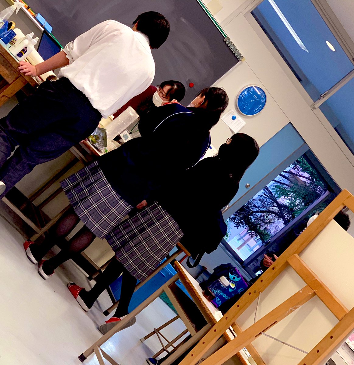 Art_hdk's tweet photo. 今日は各々の作品を進め、
クラブ紹介動画が完成しました！！ https://t.co/gbWkk7JNmN