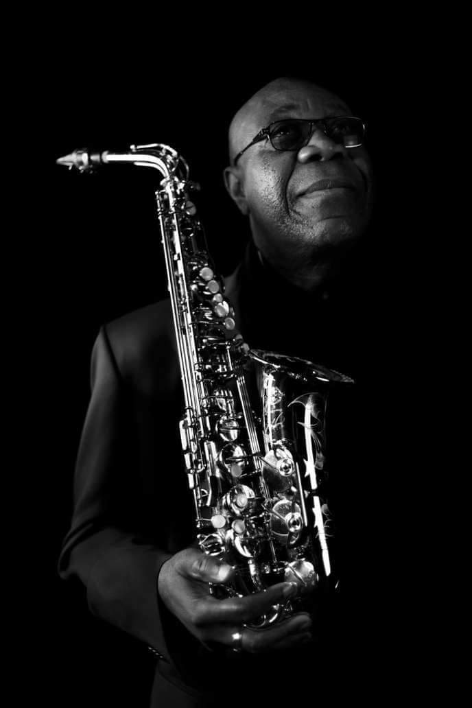 Un an déjà 😭😭😭😭😭
<a href="/ManuDibango/">Manu Dibango</a>