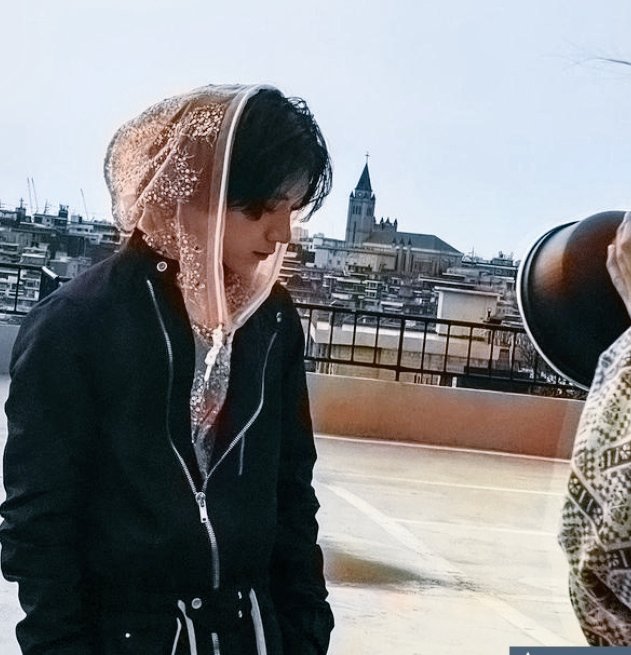 auiskyee's tweet photo. เซกซี่ได้เพราะแฟนล์ถ่ายให้ (ยิ่งเทียบยิ่งเหมือน)

#taeten https://t.co/PGjOSmFit4