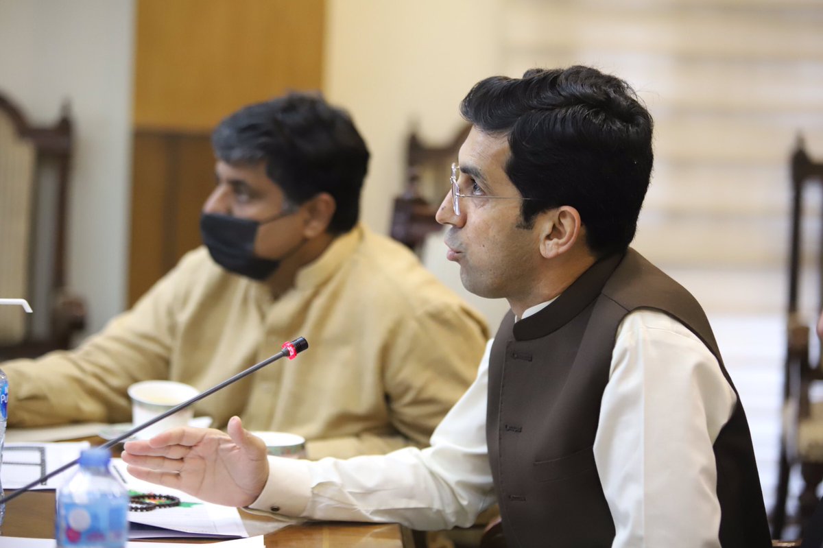 ShahramKTarakai's tweet photo. صوبہ خیبر پختون خوا کے کرونا سے متاثرہ نو (10) اضلاع میں تمام تعلیمی ادارے 11 اپریل 2021ء تک بند رکھے جائیں گئے جن میں پشاور، مردان ،چارسدہ، صوابی، کوہاٹ ، لوئر دیر ، ملاکنڈ ،سوات، نوشہرہ اور بونیر شامل ہیں https://t.co/AG2RYGnvwM