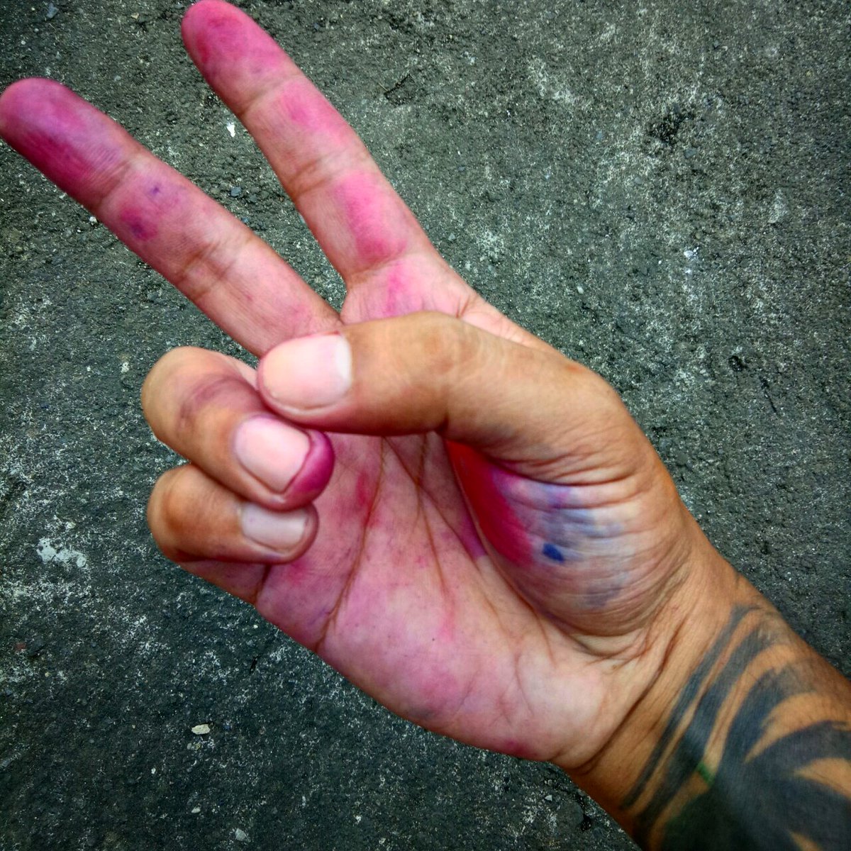 isnupyy's tweet photo. "None but ourselves can free our mind."
#MadeToSpreadPeace #DIPDYES #handmadewithlove #Tiedye https://t.co/s3OO9wbYGA