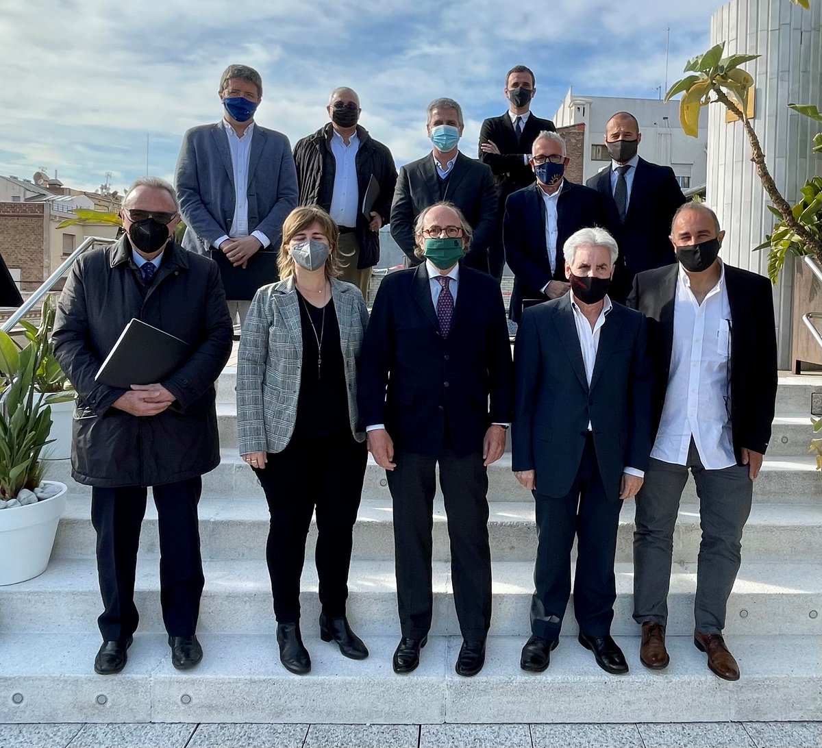 feht_tarragona's tweet image. 👏Contents d'anunciar-vos que la presidenta de la #FEHT_Tarragona, @bcabre, ha estat escollida com a vicepresidenta de la #Confecat, principal agrupació que representa a les associacions i federacions d’hostaleria de Catalunya.