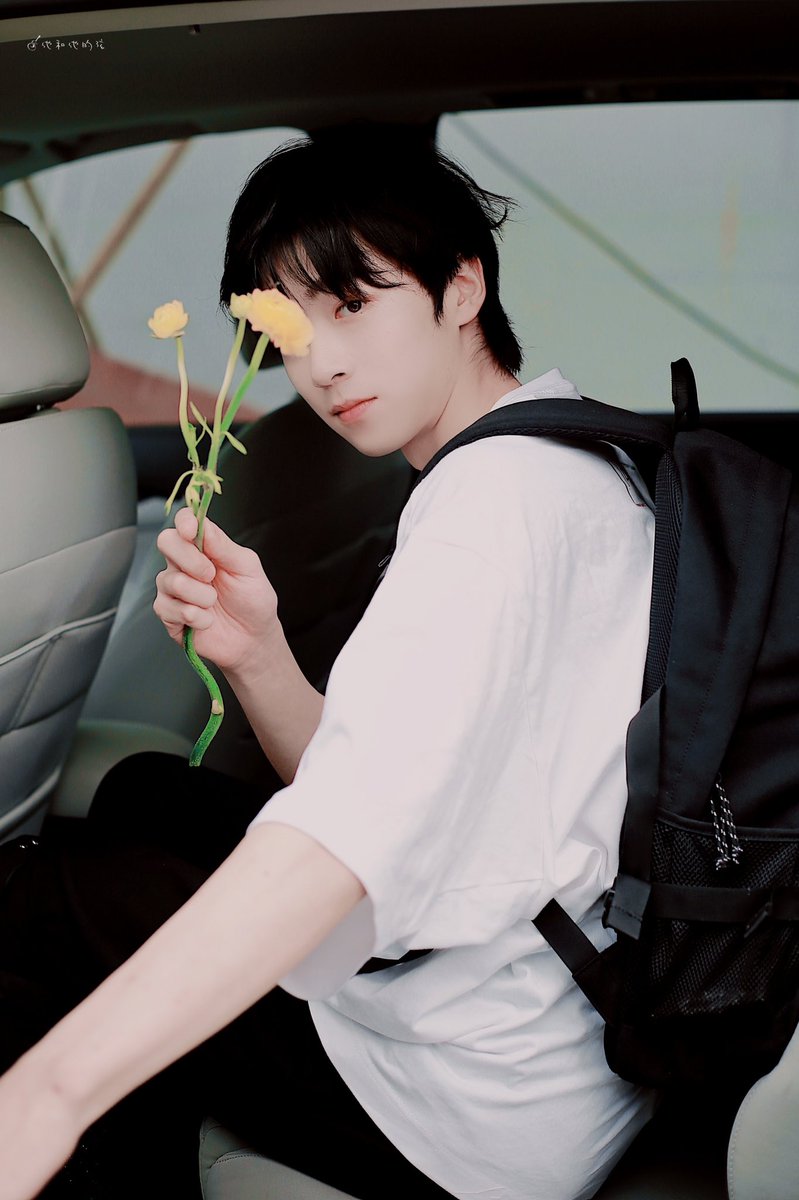 JIATODAYUAN's tweet photo. -

📷 24.03.2021

Ⓒ他和他的弦｜张嘉元

 #จางเจียหยวน #ZhangJiayuan #张嘉元

₊˚✧ https://t.co/xkNpa4cayf
