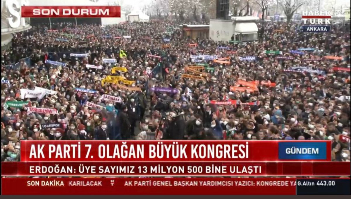 berkanty1406's tweet photo. ▪︎Bazen günde 2 defa lokantamda denetleme yapılıyor. O an müşteri de en fazla 3-5 kişi .Mesafe,hes kodu ,masalarda oturma düzeni vs anlatıyor da anlatıyor kontrole gelenler. Sağlık bakanı+b.kurulu+medya virüsle değil esnafla mücadele ediyor adeta. 

#FahrettinKocaNerede https://t.co/QBE0s4nUJX