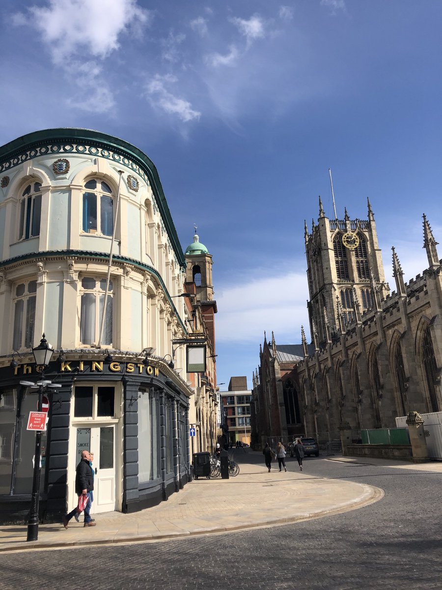 kaslade's tweet photo. Lovely lunchtime walk #Hull https://t.co/rXV4c8Ag8z