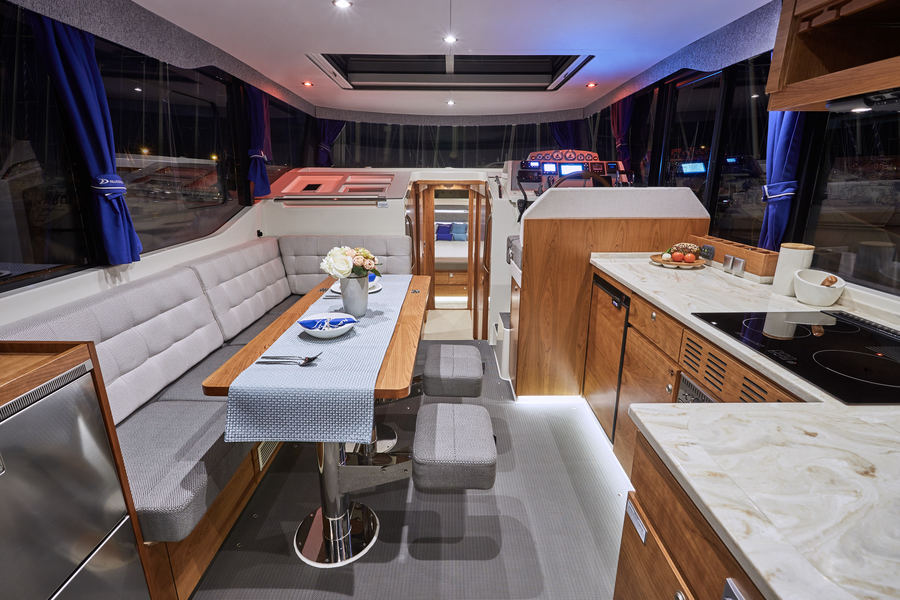 HussarYachts's tweet photo. The Great Loop isn't great unless you are boating in style in the NEW Delphia BlueEscape 1200! Order yours today! 

Find out more at https://t.co/8ubaaAmqNm 

#HussarYachts #Delphia #BlueScape1200 #GreatLoop #YachtLife #brandnewboat https://t.co/epjZ8tk7Nq