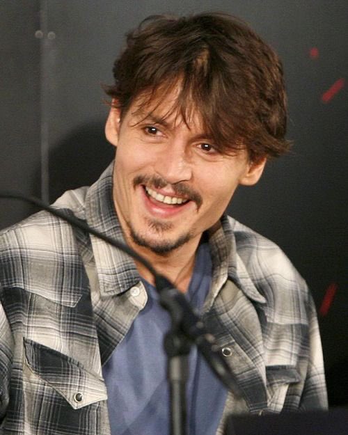 safedepp's tweet photo. no matter what happens, we always be here for you and we’re so proud of you baby 💞 https://t.co/GG9sWMKYVS