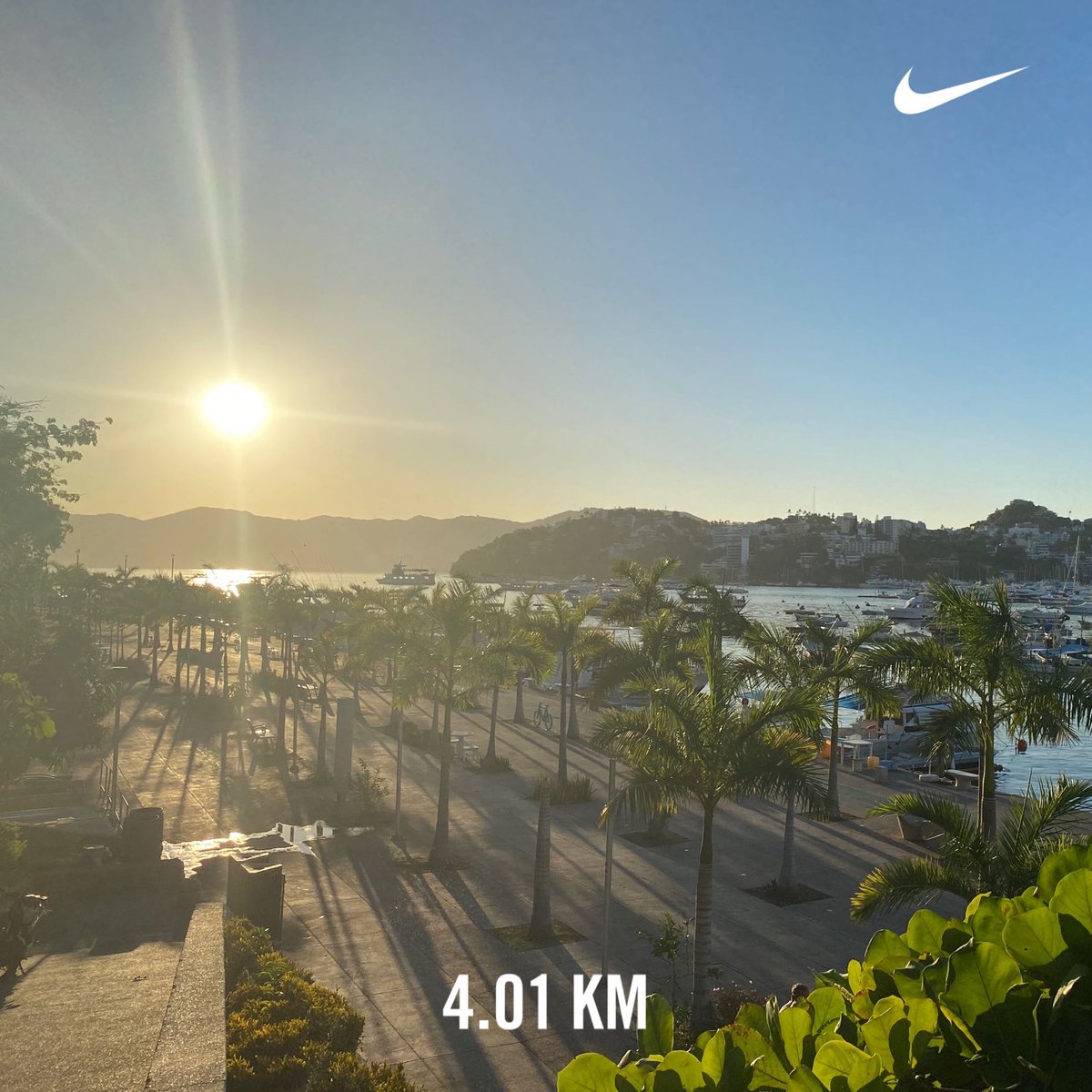 Hugohdezmtez's tweet photo. Buenos días Acapulco https://t.co/Yh7smccBZE