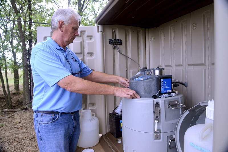 Andrew Sharpley, a founder of Ark Discovery Farms Program, retired in January, mostly; crop, soil &amp; environmental sciences prof; still focused on conservation in agricultural production systems to preserve #WaterQuality: bit.ly/3d19QgB

#AgFoodLife