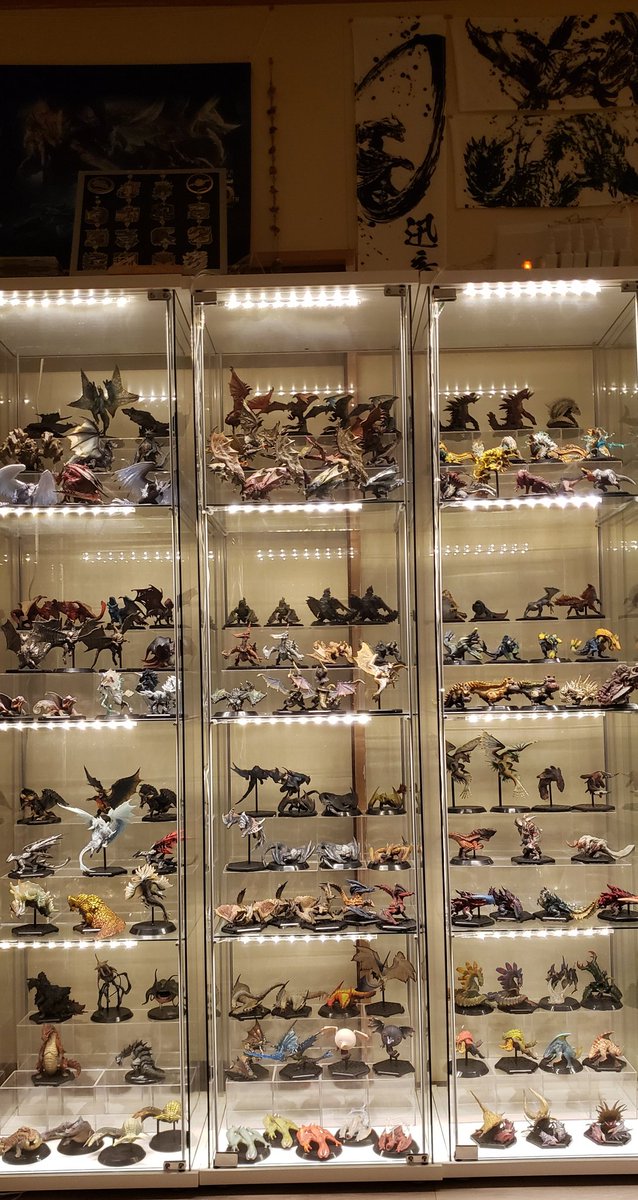 モンハンフィギュア&フィギュアケース モンハンフィギュア&フィギュアケース