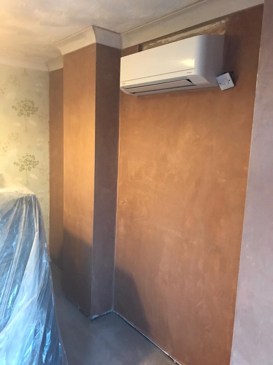 DampSolutions1's tweet photo. With "Condensation season" coming to an end, some more thermal insulation boards fitted to exterior walls today. #condensationcontrol #condensation #dampproofing https://t.co/3Vley6Qwv7