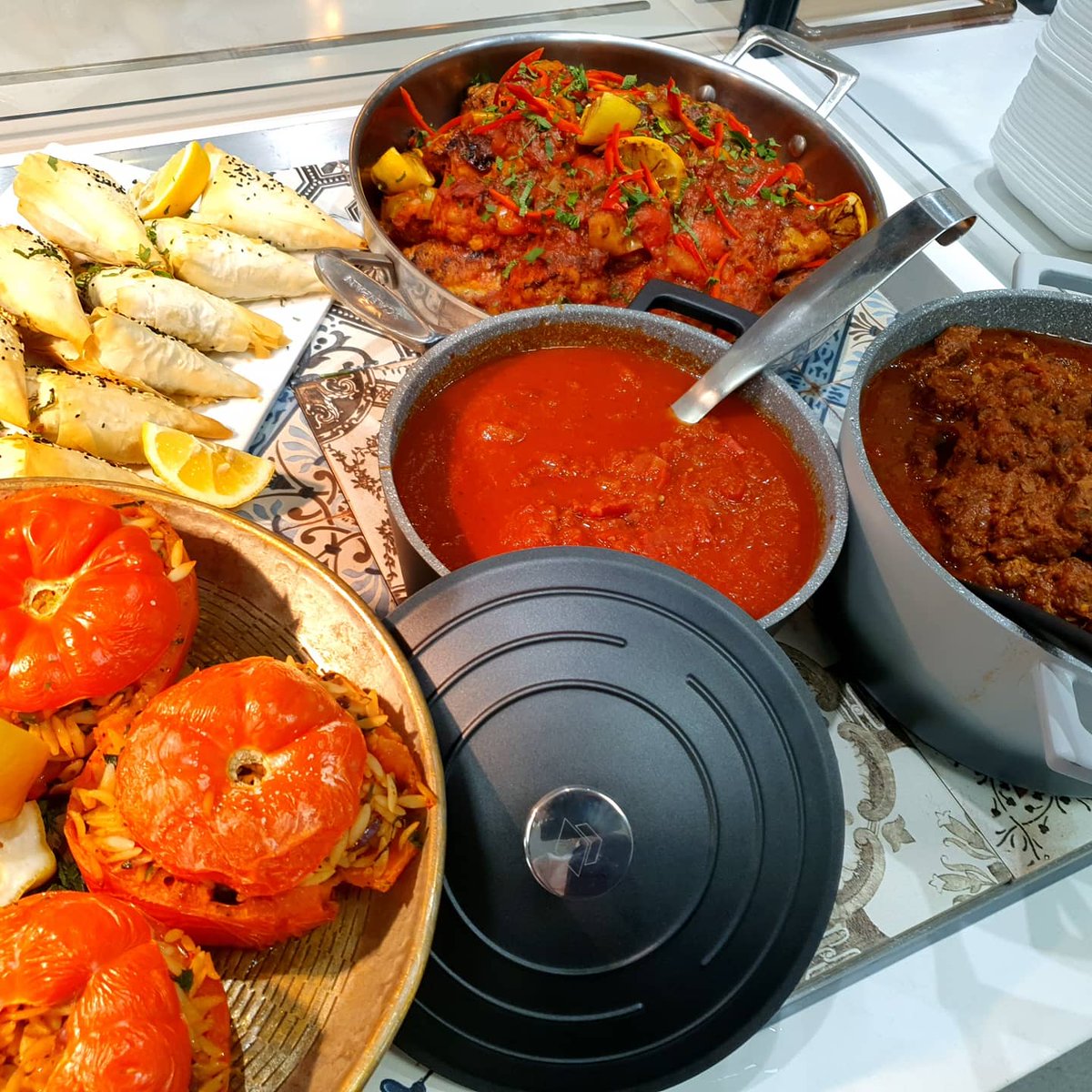 Wharf_Kitchen's tweet photo. What a π¬π· Greek π¬π· feast this was! π Our lunch menu for this Greek inspired lunch?π
#stifado #beefandtomatostew
#kotopoulokakinesto #spicedchicken
#spanakopita #spinachfilopie
#gemistes #stuffedtomatoesπ
#fakessalata #puylentilsalad
#horiatikisalata #greeksalad
@baxterstorey https://t.co/uqJyVkYLFx