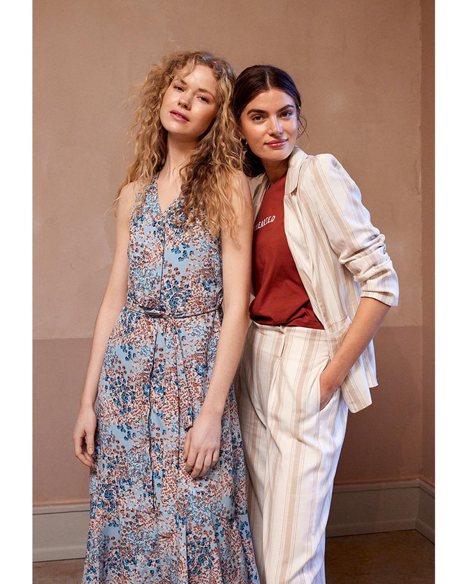 Indsigt uanset Mispend VERO MODA India on Twitter: "Our take on spring dressing is a pretty  printed dress or a oh-so-chic striped blazer. The choice is yours! Explore  The 9 to 5 EDIT collection at
