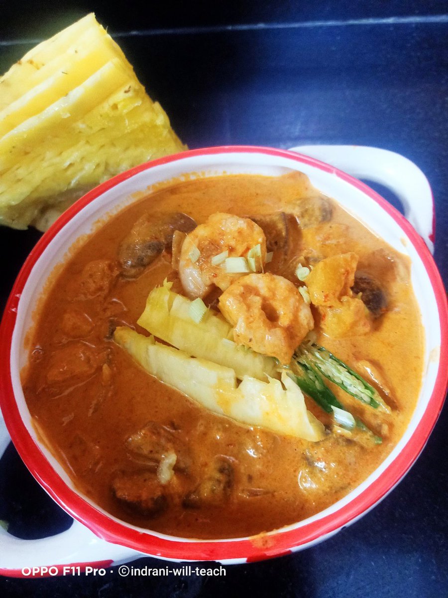 Prawn pineapple curry
This is a beautiful prawn curry with pineapples cooked in a creamy gravy of coconut milk with few South East Asian ingredients
indrani-will-teach.com/recipe/seafood…
@VikhroliCucina @thefbai 
#seafoodlove #prawncurry