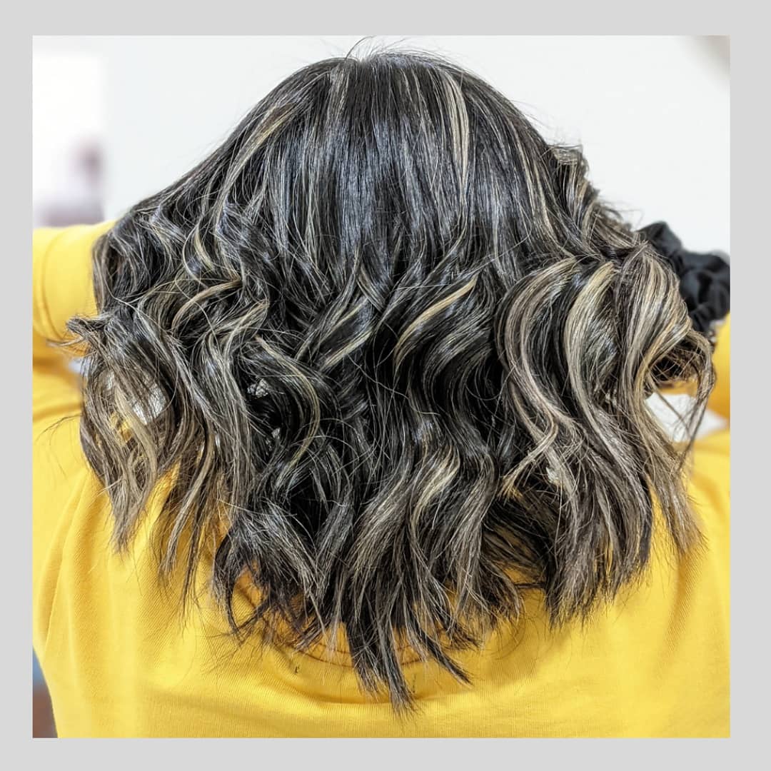 CckJesica's tweet photo. Canvi de look metxes plata
#manresacomerç #barrianticmanresa #centrehistoricmanresa #cascanticmanresa #perruqueriamanresa #peluqueriamanresa #peluquería #perruqueria #catalunyacentral #elbages https://t.co/XJPFmVujZG