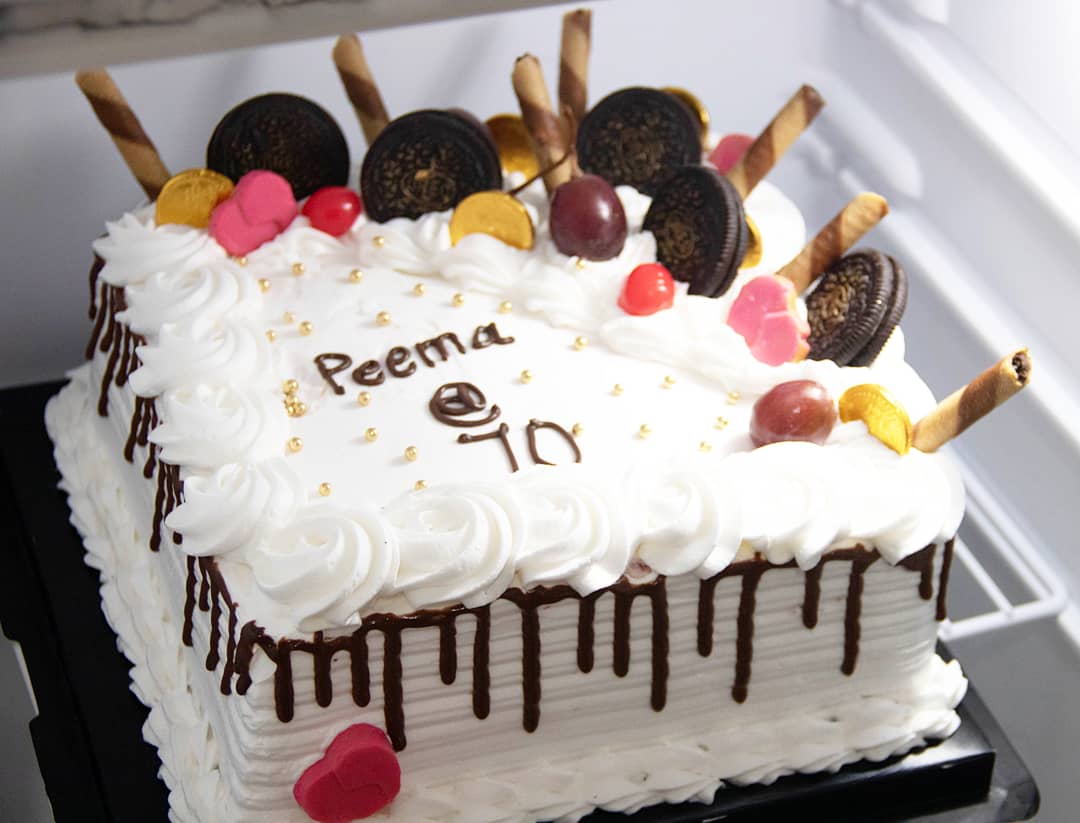 klassic_bites's tweet photo. Birthday Memories #sayitwith @klassic_bites #tasty ...feel the taste in every bite! #klassicbites😋 for orders or enquiries #Call or #WhatsApp 0555077589 #klassic #trending #popular #cake #bakery #cakeghana #ghana🇬🇭 #cakes #pastrychef #pastrylove #pastrylife #yummy #bakery https://t.co/ZRd5MuIL4x
