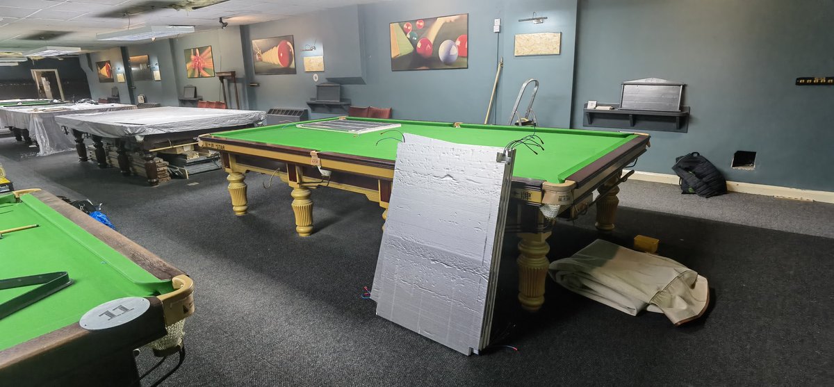 Hotwire147's tweet photo. Brand new @Hotwire147 snooker table heating system for @JohnAstley147 at @GatesheadSnook1 thank you very much mate 👍 https://t.co/neWJe4xAKq