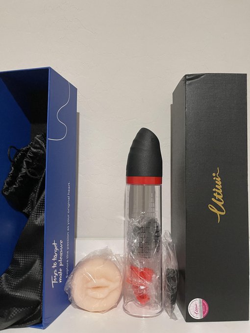 Awesome #sextoy Feels and works good ;) Thanks  @UtimiOfficial https://t.co/IiUg6AaPKZ