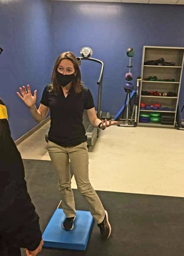 Joe_McAuliffe76's tweet photo. Our Maneuver Tactical Athlete Care (MTAC) personal are vital in the @198thOSUT's success. Here in 2-19 INF, Kelly helps ensure trainees can return to training in a timely manner.  Thanks Kelly! 
It is Better @FortBenning
#NationalAthleticTrainingMonth
@USArmy @TRADOC @USACIMT https://t.co/SMKTWeKG9i